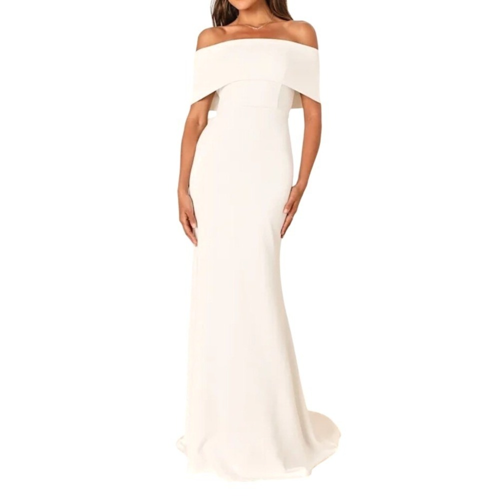 Lulu's Off‑Shoulder Ivory Wedding Gown